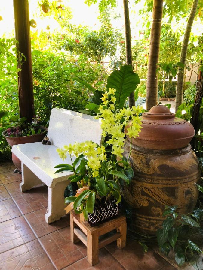 Banthai Guesthouse Phetchaburi Extérieur photo