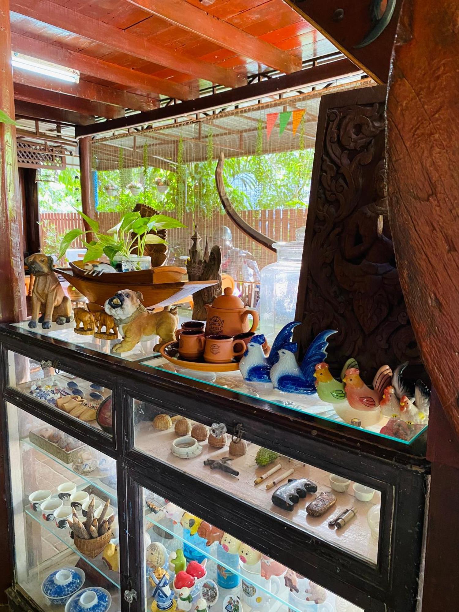 Banthai Guesthouse Phetchaburi Extérieur photo