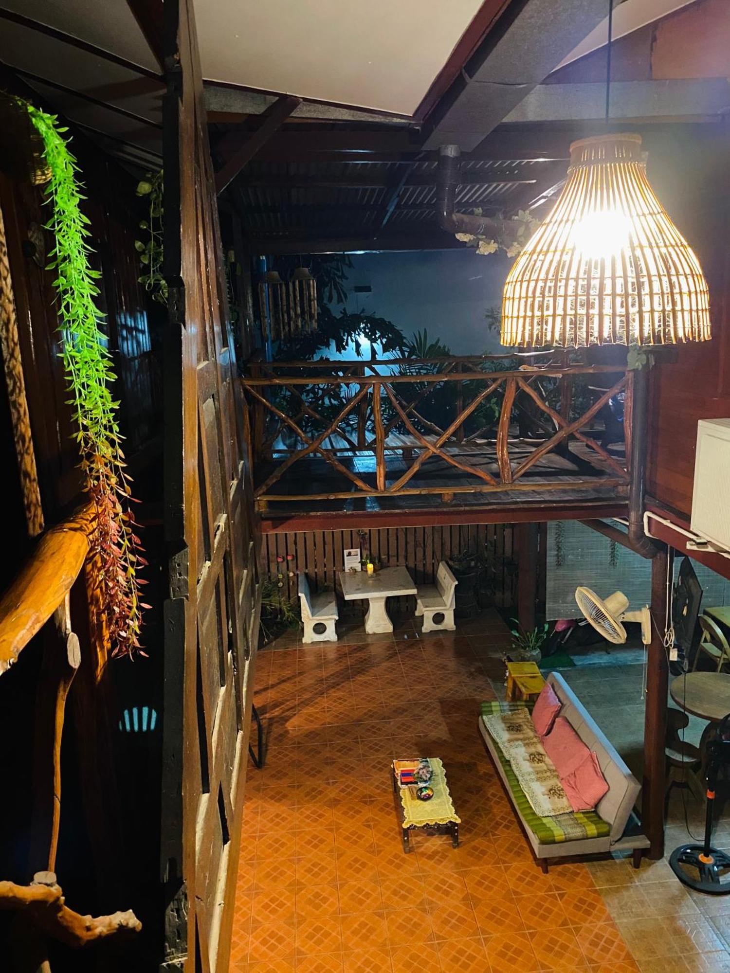 Banthai Guesthouse Phetchaburi Extérieur photo